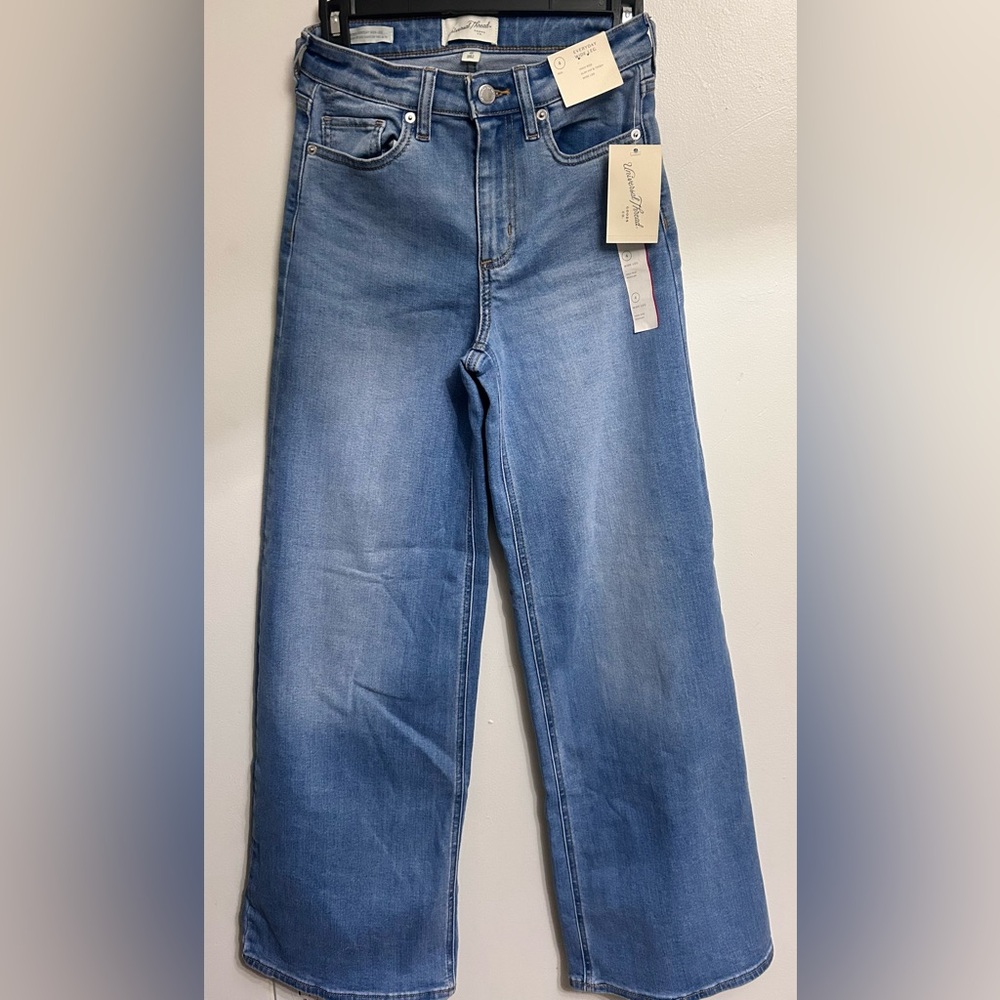 Universal Thread Women's Blue Wide Leg Jeans